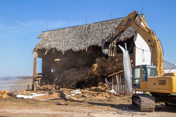 Barn Demolition in Dothan